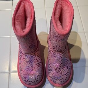 Little girl UGG Classic II Pink Sparkle Spots Boots- only worn a few times!